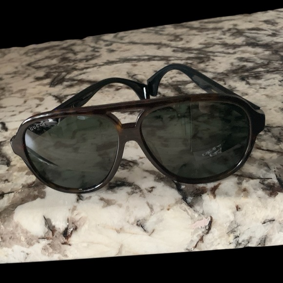 New GUCCI Havana Aviator Tortoise Sunglasses, Green & Red, Full Inclusion - Picture 2 of 16